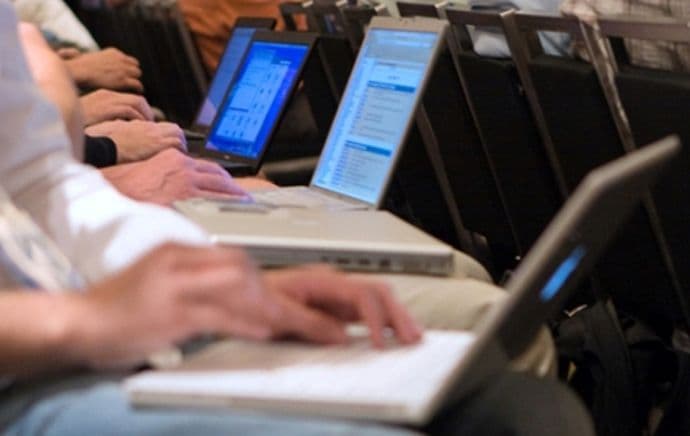 Fridom Haus: Sloboda interneta u padu Fridom Haus: Sloboda interneta u padu