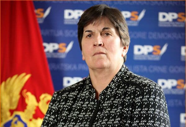 Kovačević: Možda je došlo vrijeme za reizbor direktora svih zdravstvenih ustanova Kovačević: Možda je došlo vrijeme za reizbor direktora svih zdravstvenih ustanova