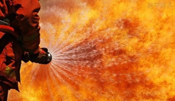 Požar u Elastiku, vatrogasci ga brzo ugasili Požar u Elastiku, vatrogasci ga brzo ugasili