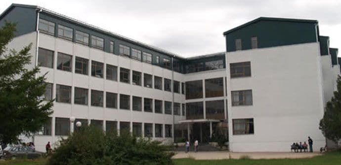 Studentski parlament: Riješiti probleme studenata Filozofskog Studentski parlament: Riješiti probleme studenata Filozofskog