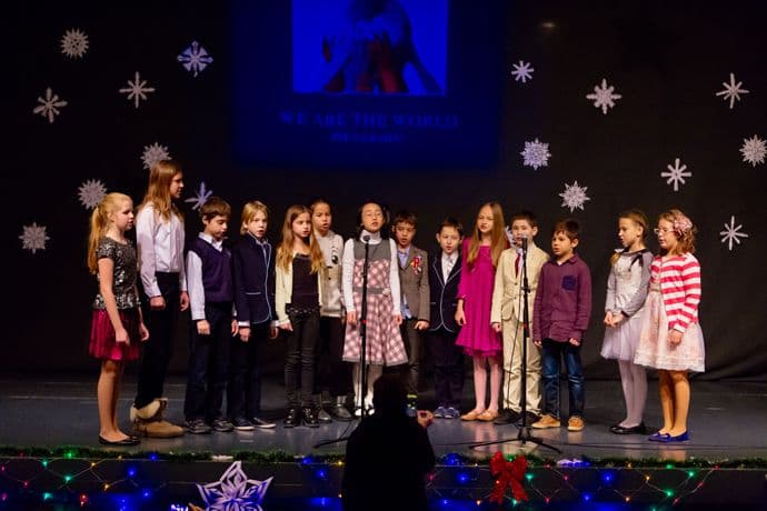 Priredba “Zima u zemlji čuda” održana u Tivtu Priredba “Zima u zemlji čuda” održana u Tivtu