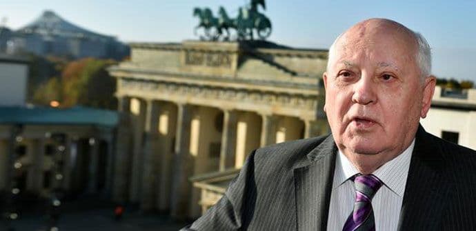 Gorbačov: Americi potrebna Perestrojka Gorbačov: Americi potrebna Perestrojka