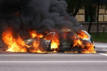 Zapaljen automobil u Šušanju Zapaljen automobil u Šušanju
