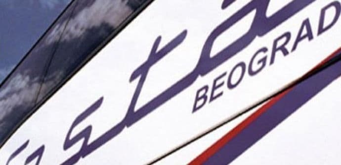 U prevrtanju autobusa na putu Beograd-Obrenovac devetoro povrijeđenih U prevrtanju autobusa na putu Beograd-Obrenovac devetoro povrijeđenih