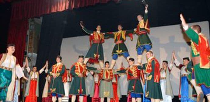 „Duga“ održala koncert u humanitarne svrhe „Duga“ održala koncert u humanitarne svrhe