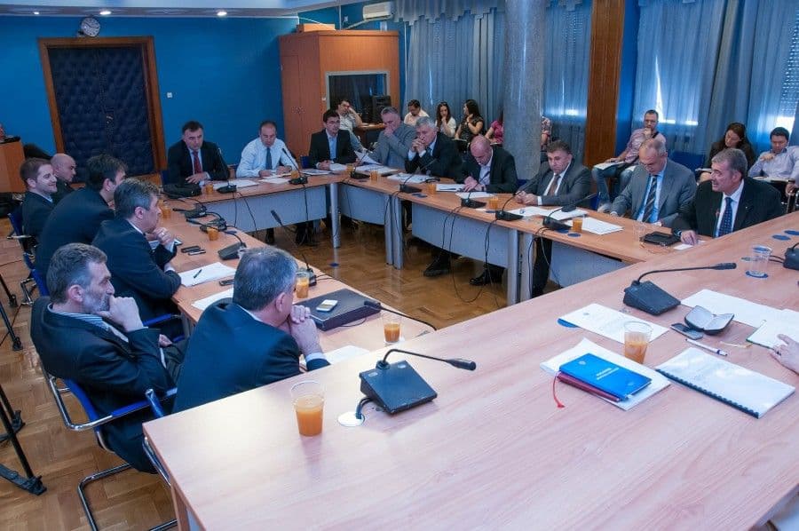 Za vlast razvojni, opoziciji dužnički budžet Za vlast razvojni, opoziciji dužnički budžet