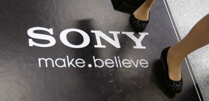 Hakeri prijete da će 2015. godina biti kobna po velike kompanije Hakeri prijete da će 2015. godina biti kobna po velike kompanije