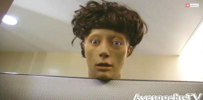 Okrutna "ženska" šala (VIDEO) Okrutna "ženska" šala (VIDEO)