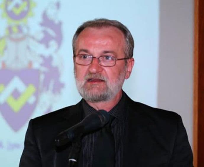 STJEPČEVIĆ: Zbog haosa u urbanizmu Podgorica liči na palanku STJEPČEVIĆ: Zbog haosa u urbanizmu Podgorica liči na palanku