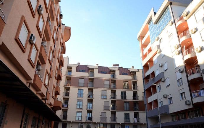 FOTO- Podgorica: Nepodnošljiva tjeskoba blizine FOTO- Podgorica: Nepodnošljiva tjeskoba blizine