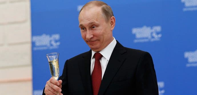 Putin naredio zaustavljanje rasta cijene votke Putin naredio zaustavljanje rasta cijene votke