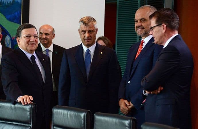 Tači: Kosovo treba da nastavi sa formiranjem vojske Tači: Kosovo treba da nastavi sa formiranjem vojske