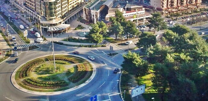 Stogodišnjacima i bebama po 200 eura od Glavnog grada Stogodišnjacima i bebama po 200 eura od Glavnog grada