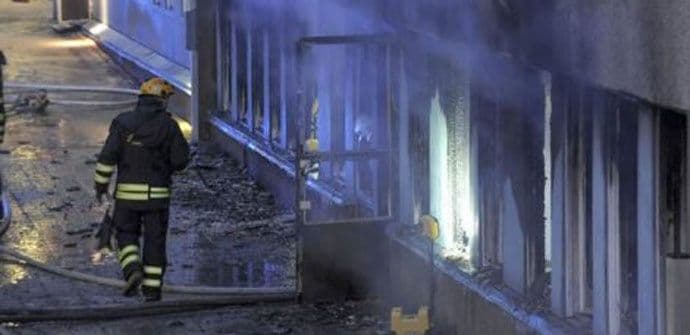 Napadi na dvije džamije u Švedskoj Napadi na dvije džamije u Švedskoj