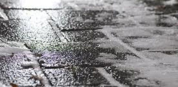 AMSCG: Oprezno na sjeveru zbog poledice AMSCG: Oprezno na sjeveru zbog poledice