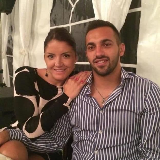 Zahov zaprosio Jovanku Radičević, ona rekla DA Zahov zaprosio Jovanku Radičević, ona rekla DA