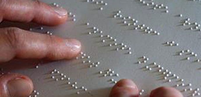 Societe Generale Montenegro Banka darovala 2.000 eura Biblioteci za slijepe Societe Generale Montenegro Banka darovala 2.000 eura Biblioteci za slijepe