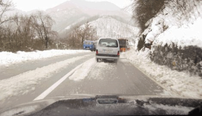 Oprez naputevima, ima leda, vrijeme kao juče Oprez naputevima, ima leda, vrijeme kao juče