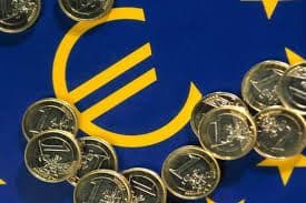 Spiegel: Eurozona opstaje uprkos odlasku Atine Spiegel: Eurozona opstaje uprkos odlasku Atine