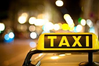 Tridesettrogodišnji poslanik umro u taksiju u Ukrajini Tridesettrogodišnji poslanik umro u taksiju u Ukrajini