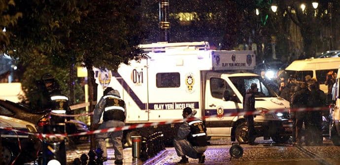 ISTANBUL: Dvije žrtve napada žene-samoubice ISTANBUL: Dvije žrtve napada žene-samoubice