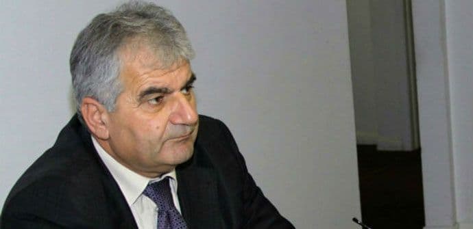 SINIŠTAJ: Nimanbegu da podnese ostavku što mu je zakonska i ljudska obaveza SINIŠTAJ: Nimanbegu da podnese ostavku što mu je zakonska i ljudska obaveza