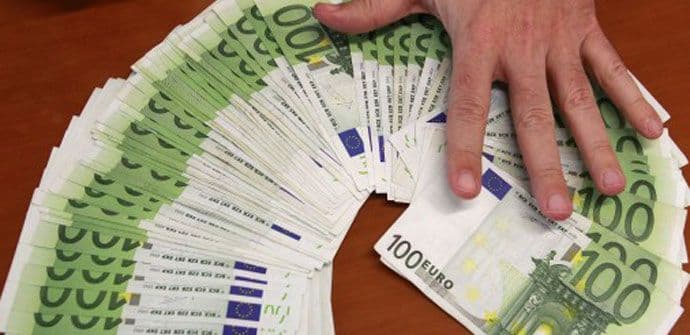 Više kredita, niže kamatne stope Više kredita, niže kamatne stope