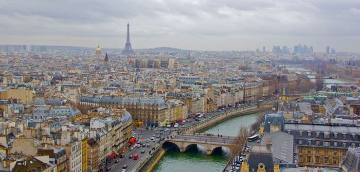 Pariz: Pucnjava, ranjen policajac Pariz: Pucnjava, ranjen policajac