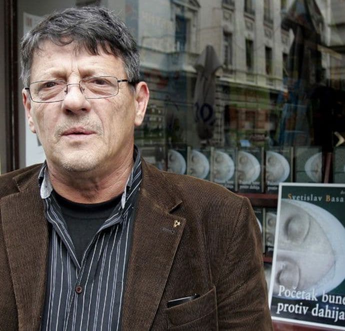 Svetislav BASARA: Svete lomače Svetislav BASARA: Svete lomače