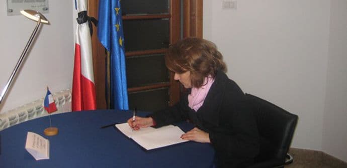 Pejanović- Đurišić: Crna Gora najoštrije osuđuje napad na “Šarli Ebdo” Pejanović- Đurišić: Crna Gora najoštrije osuđuje napad na “Šarli Ebdo”