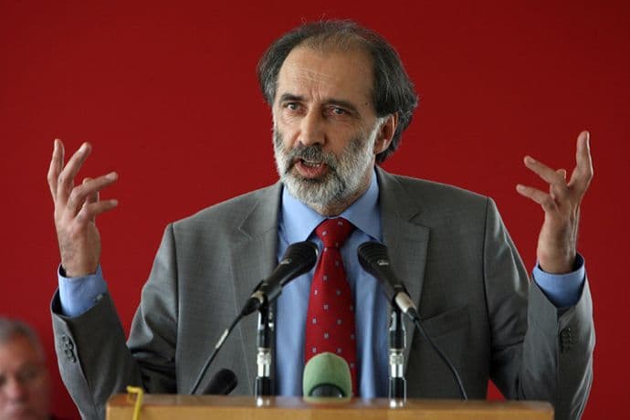 VUJAČIĆ: Crnogorska vlast našla zlatnu formulu za nezamjenljivost VUJAČIĆ: Crnogorska vlast našla zlatnu formulu za nezamjenljivost