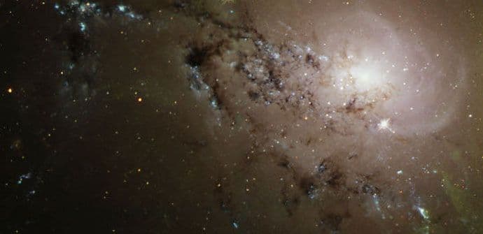 Što se dogodi kad se sudare dvije crne rupe? Što se dogodi kad se sudare dvije crne rupe?