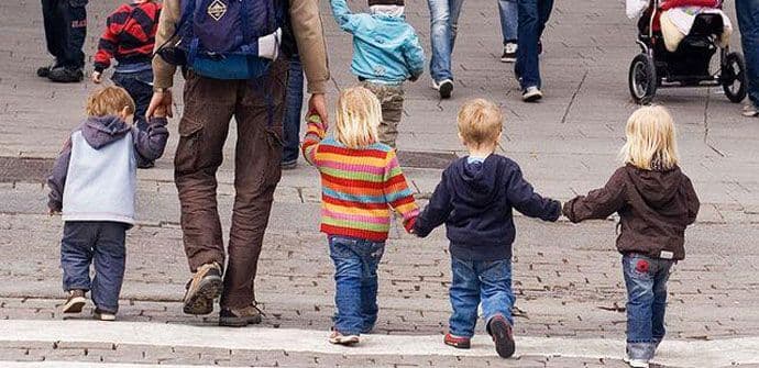 Dobročinstvo podstiče pozitivna i topla okolina Dobročinstvo podstiče pozitivna i topla okolina