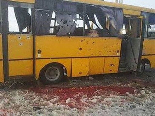 Ukrajina: Pogođen autobus, 10 mrtvih Ukrajina: Pogođen autobus, 10 mrtvih