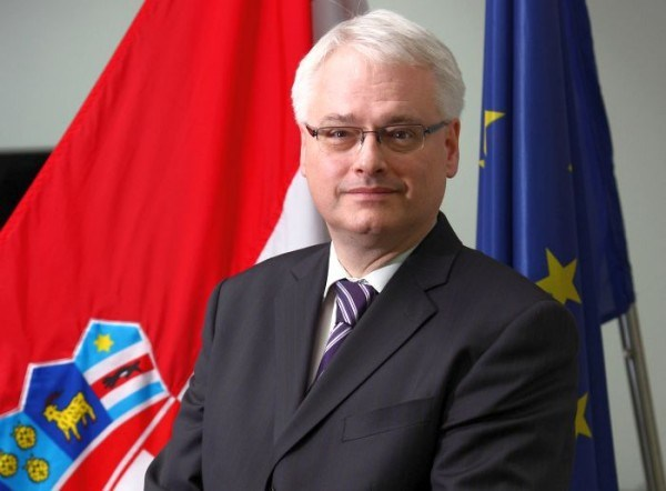 Josipović ponovo profesor na Pravnom fakultetu Josipović ponovo profesor na Pravnom fakultetu
