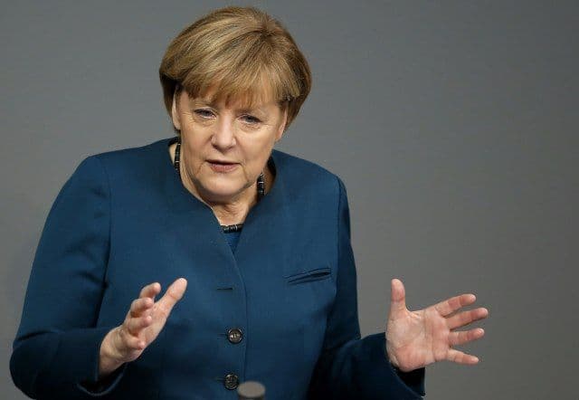 Merkel: Ne marginalizujte muslimane i manjine Merkel: Ne marginalizujte muslimane i manjine
