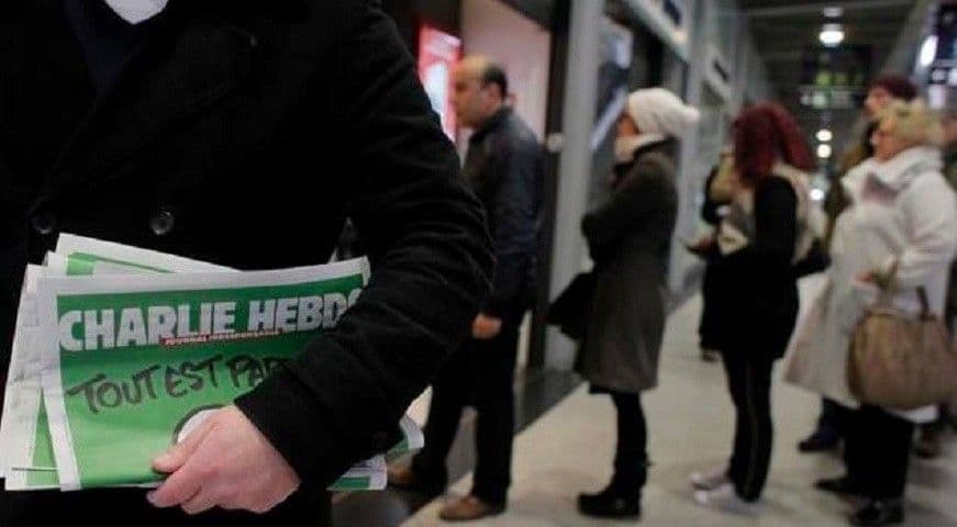 Novi broj lista "Šarli Ebdo" rasprodat za pola sata Novi broj lista "Šarli Ebdo" rasprodat za pola sata