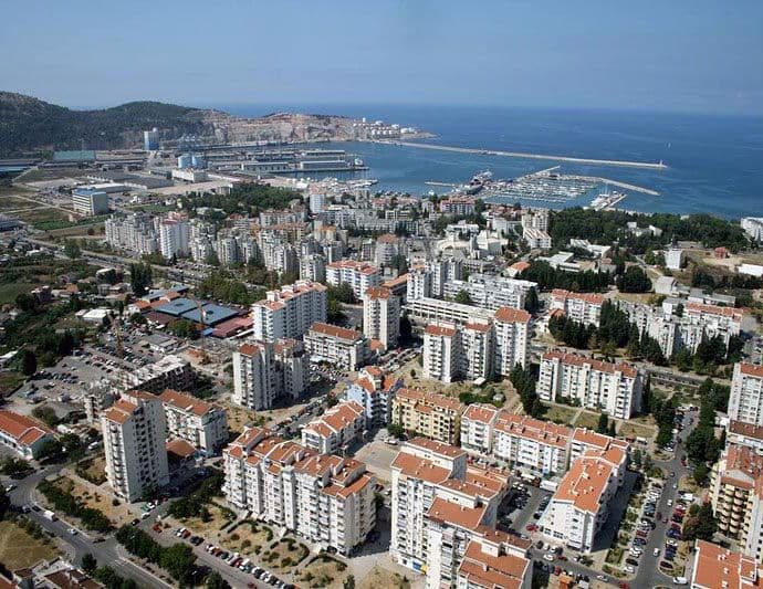 Podignuta optužnica protiv bivšeg šefa granične policije u Baru Podignuta optužnica protiv bivšeg šefa granične policije u Baru