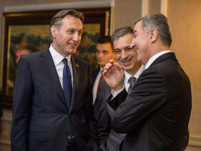 Tači odgodio sastanak državnog vrha o Sutorini Tači odgodio sastanak državnog vrha o Sutorini