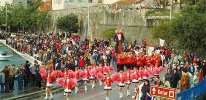 Kotorska biskupija: Organizatori karnevala u Kotoru su izdajice tradicije Kotorska biskupija: Organizatori karnevala u Kotoru su izdajice tradicije
