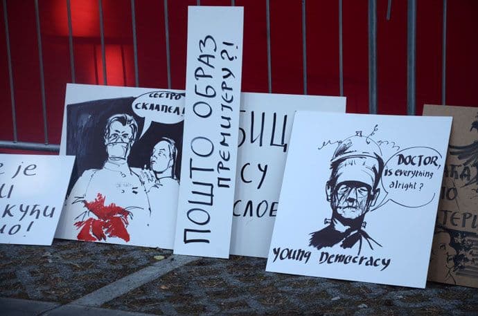 FOTO: Protestni skup povodom dolaska Hašima Tačija FOTO: Protestni skup povodom dolaska Hašima Tačija