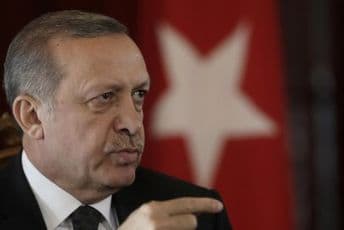 Erdogan: Ukinuli smo policijski čas, građani pate Erdogan: Ukinuli smo policijski čas, građani pate