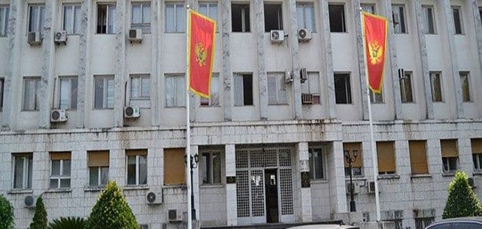 Odložena naplata poreskog duga Plantažama, RTV Atlas, TV Vijesti... Odložena naplata poreskog duga Plantažama, RTV Atlas, TV Vijesti...