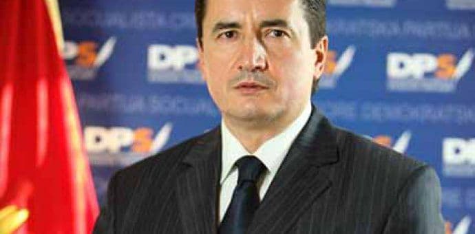 Sekulić: Prvo osudite pozive na ubijanje, pa se onda bavite književnom kritikom Sekulić: Prvo osudite pozive na ubijanje, pa se onda bavite književnom kritikom