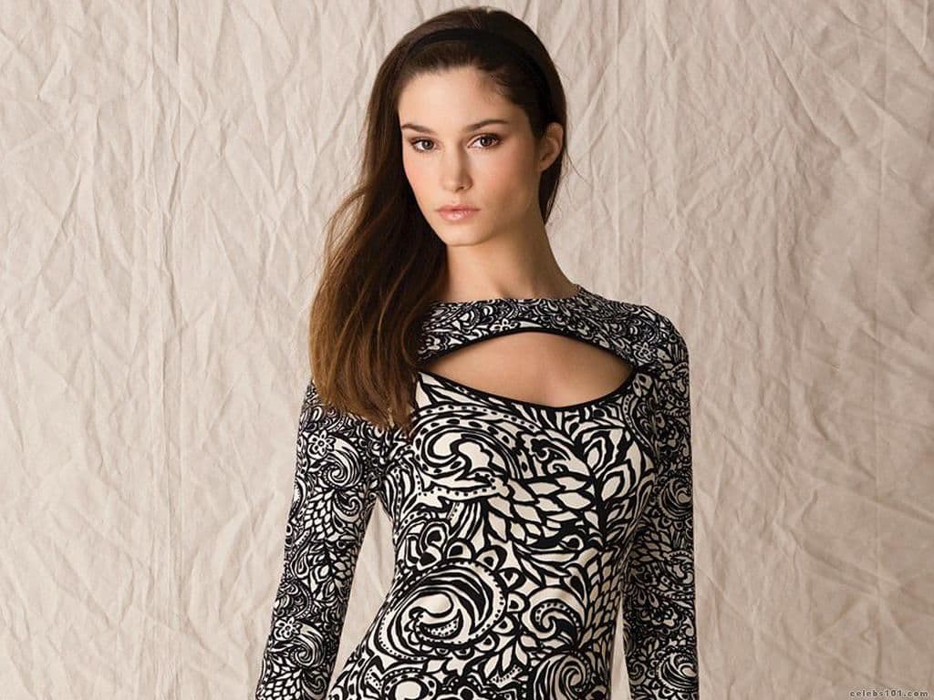 Crnogorska ljepota nadaleko se poznaje (FOTO/VIDEO) Crnogorska ljepota nadaleko se poznaje (FOTO/VIDEO)