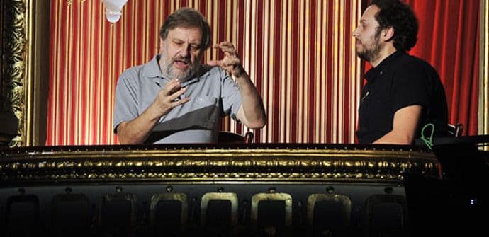 ŽIŽEK: Kako da razumijemo susjede, kada ne razumijemo ni sebe? ŽIŽEK: Kako da razumijemo susjede, kada ne razumijemo ni sebe?