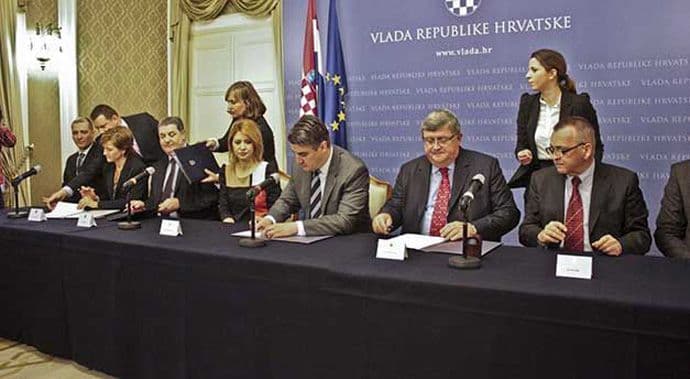 Hrvatska vlada otpisuje dugovanja 60.000 građana Hrvatska vlada otpisuje dugovanja 60.000 građana