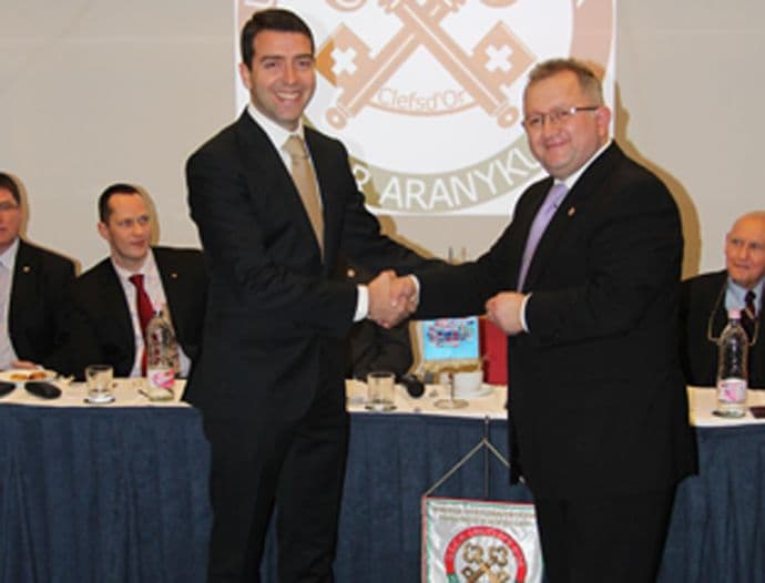 Regent Porto Montenegro u lancu “Les Clefs d’Or” (Zlatni ključevi) Regent Porto Montenegro u lancu “Les Clefs d’Or” (Zlatni ključevi)