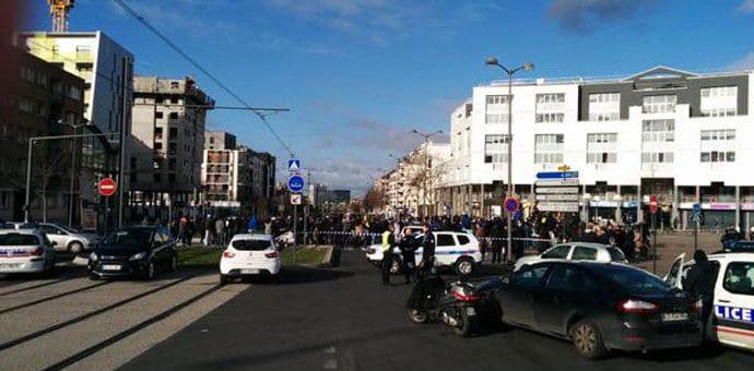 Uhapšena petorica Čečena u Francuskoj zbog planiranja napada Uhapšena petorica Čečena u Francuskoj zbog planiranja napada