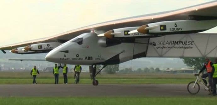 Solarni avion sljedećeg mjeseca leti oko svijeta Solarni avion sljedećeg mjeseca leti oko svijeta